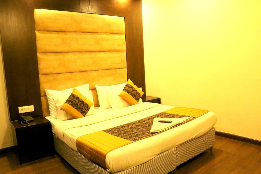 Hotel Benz International Delhi  Eksteriør billede