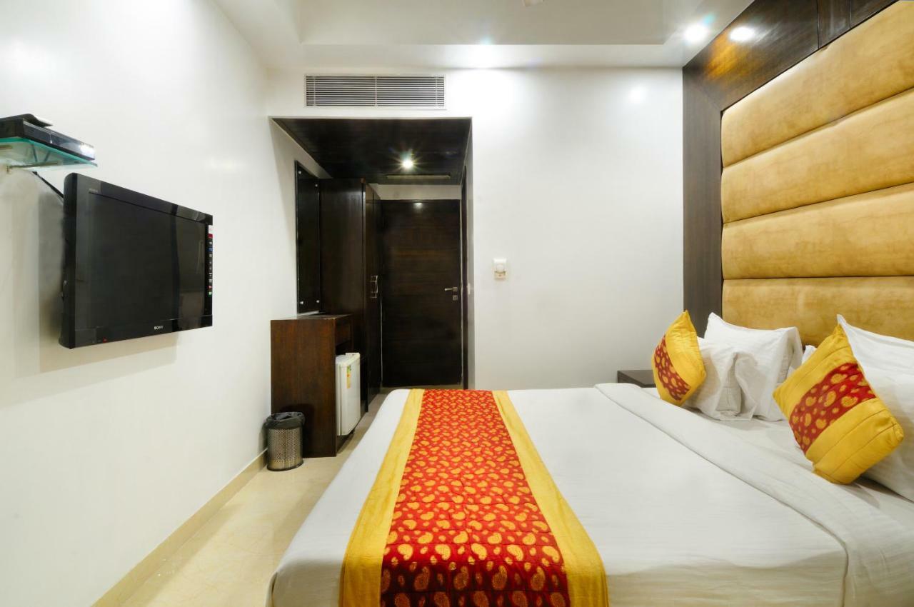 Hotel Benz International Delhi  Eksteriør billede