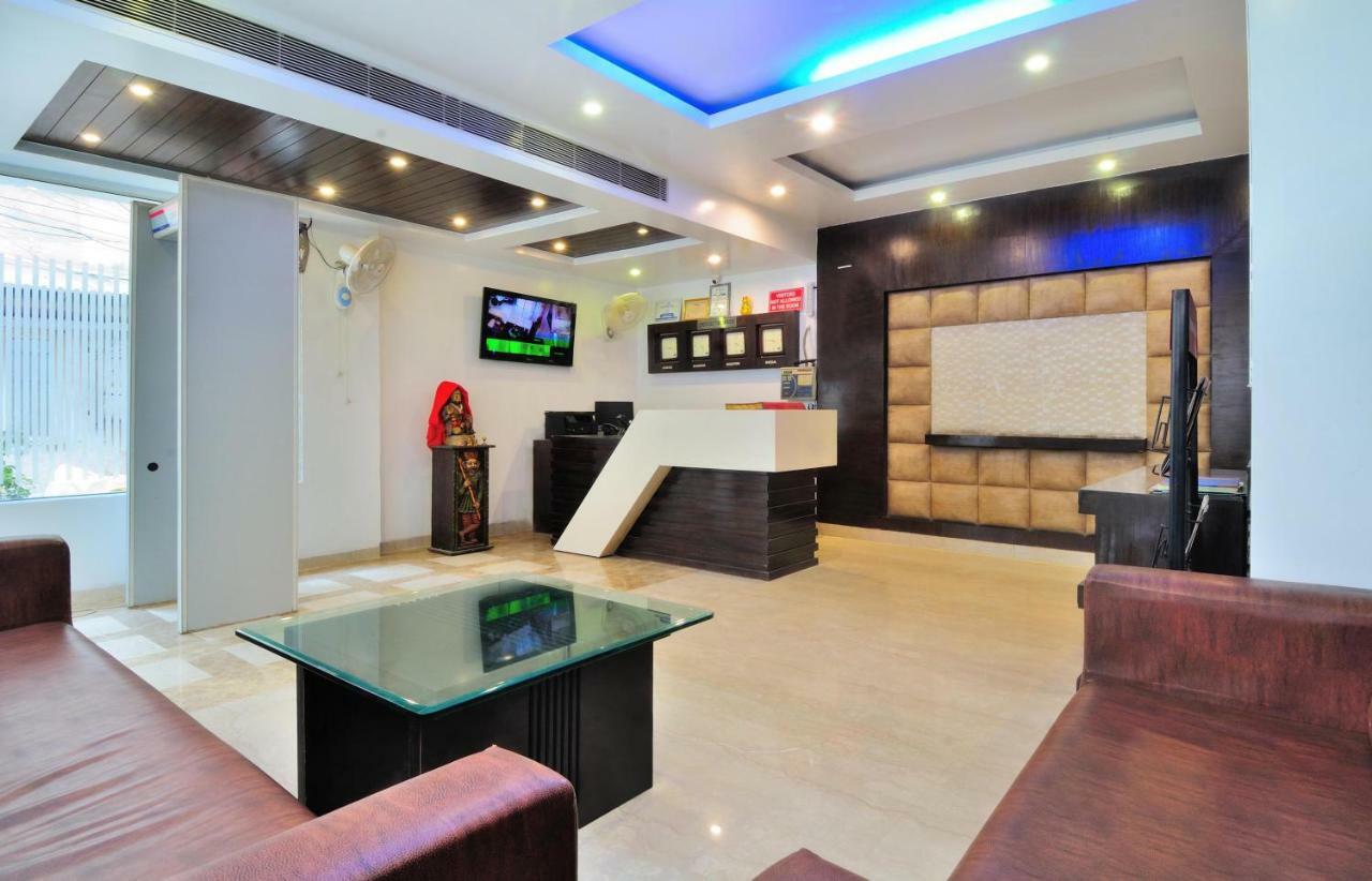 Hotel Benz International Delhi  Eksteriør billede