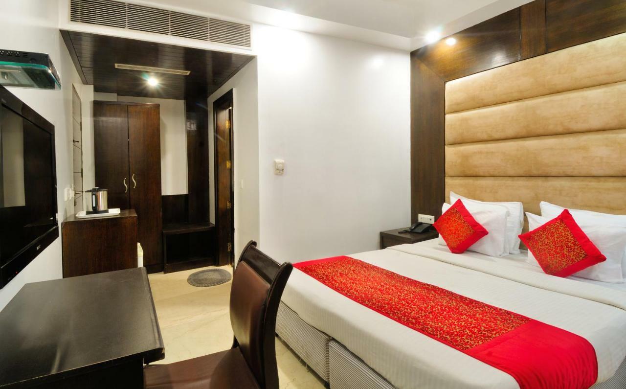 Hotel Benz International Delhi  Eksteriør billede